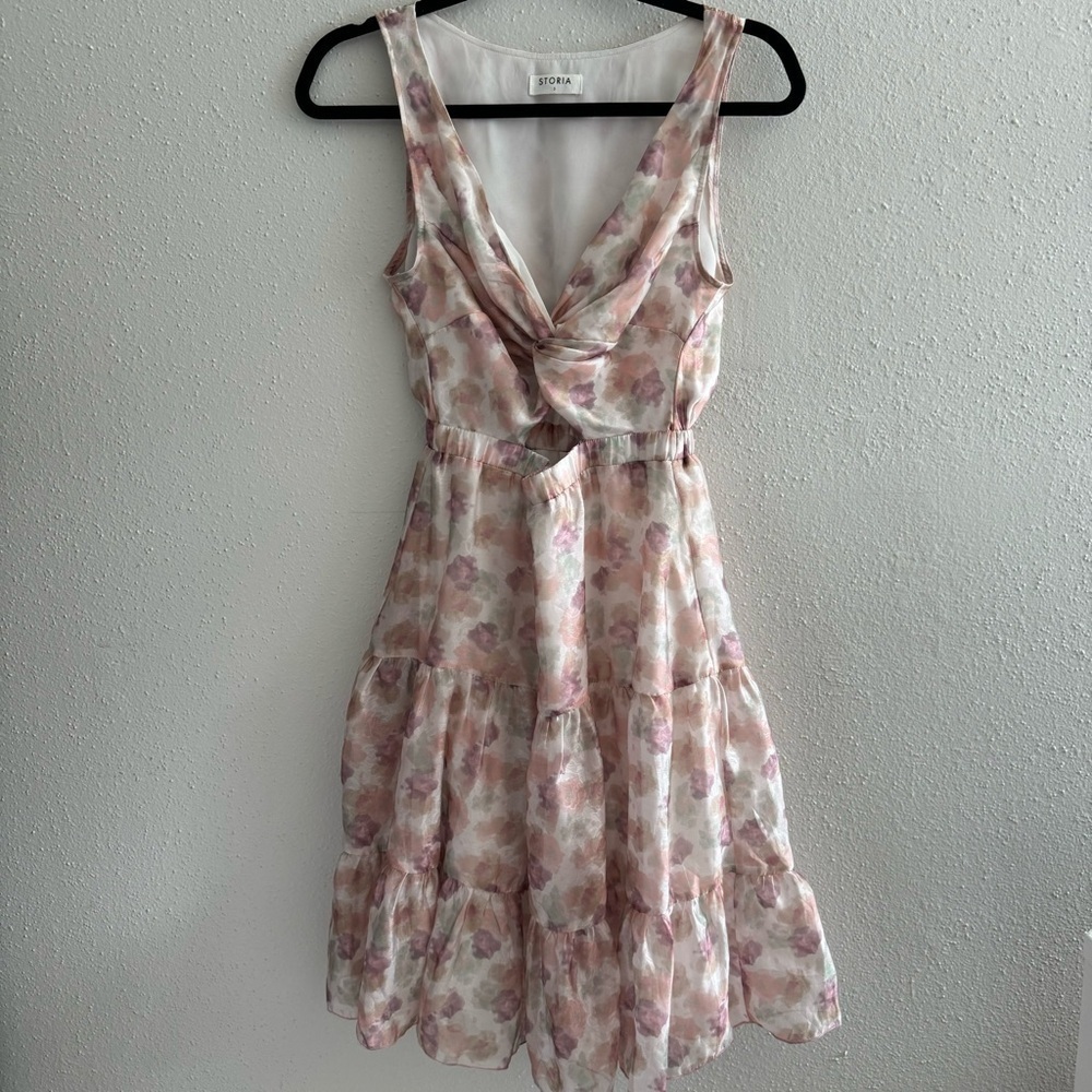 Storia Floral Twist Front Midi Dress